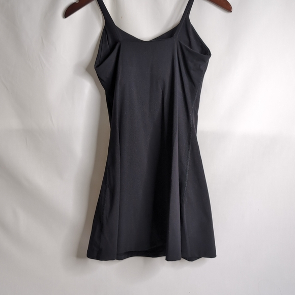 Vitae Apparel Ultra Play Tennis Dress, Size M - Picture 2 of 4